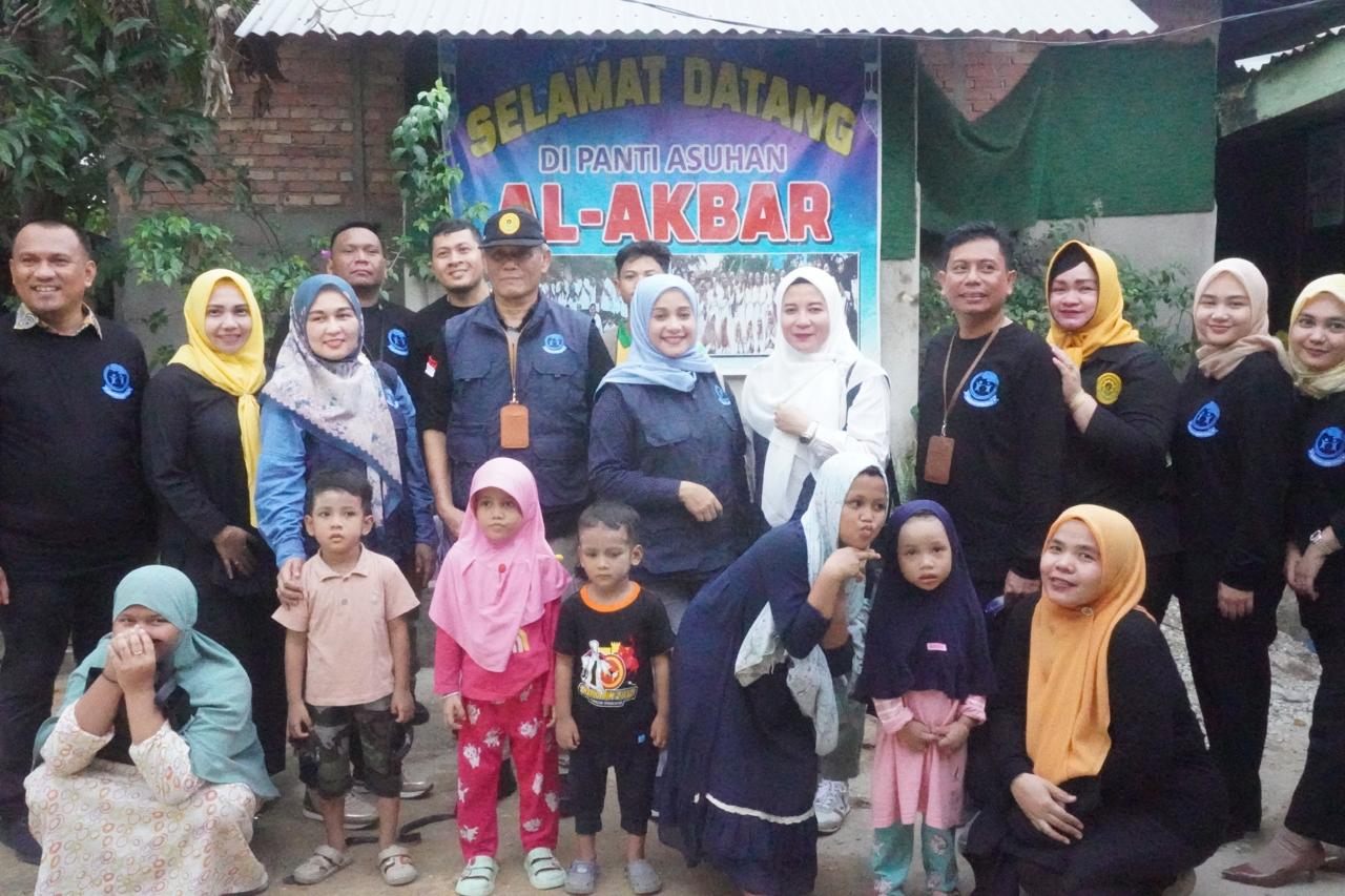 MA Peduli Bersama PTUN Pekanbaru Beri Santunan ke Panti Asuhan Al Akbar